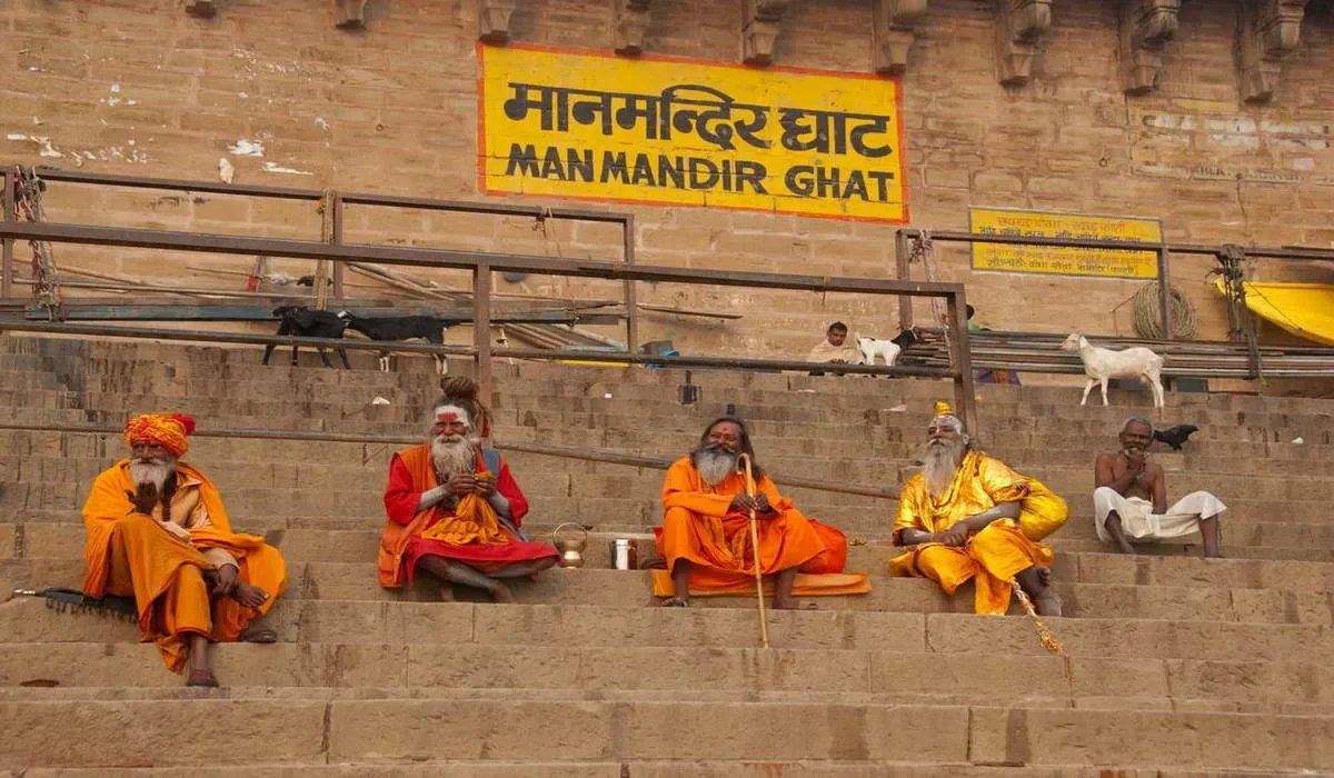 Saints of Kashi Walking Tour